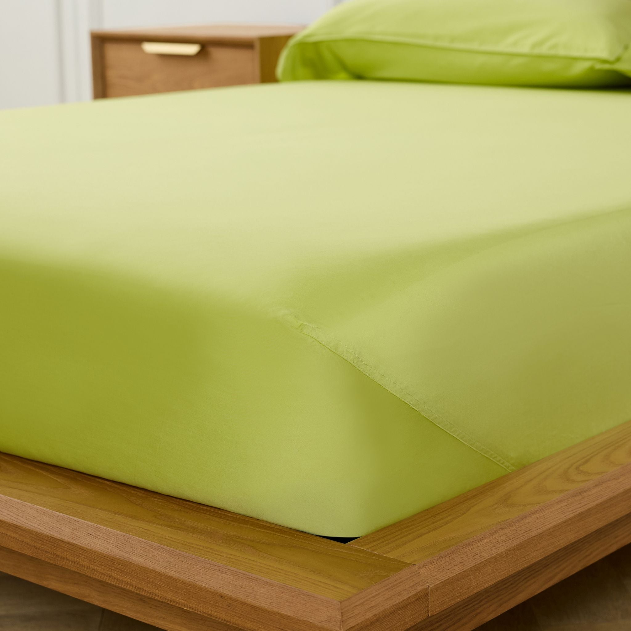 Pistachio Fitted Sheet Fitted Sheet Canadian Down & Feather Company