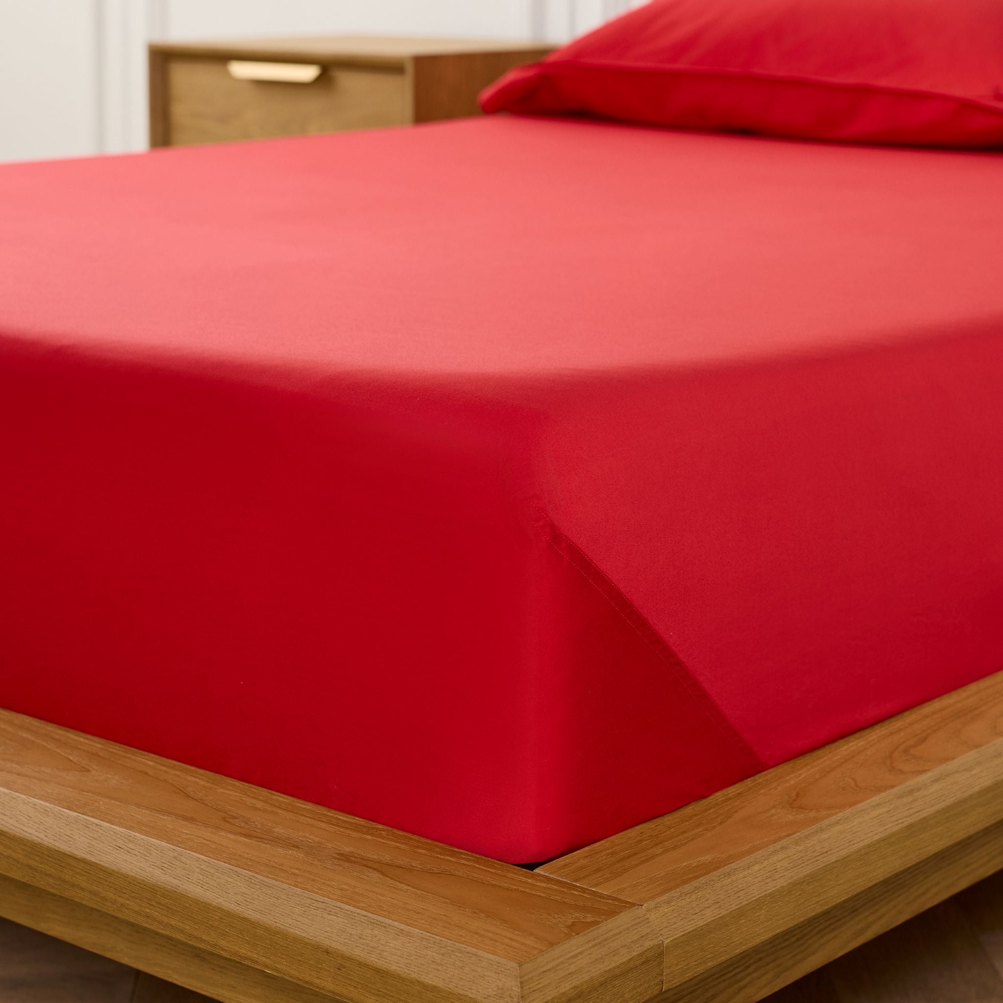 Cardinal Fitted Sheet Fitted Sheet Canadian Down & Feather Company